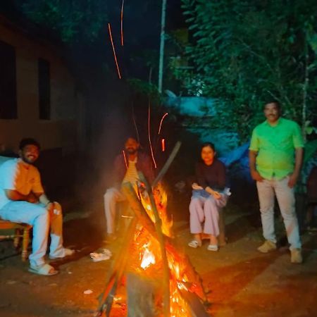 Riya Home Stay Munnar Anaviratty Екстер'єр фото