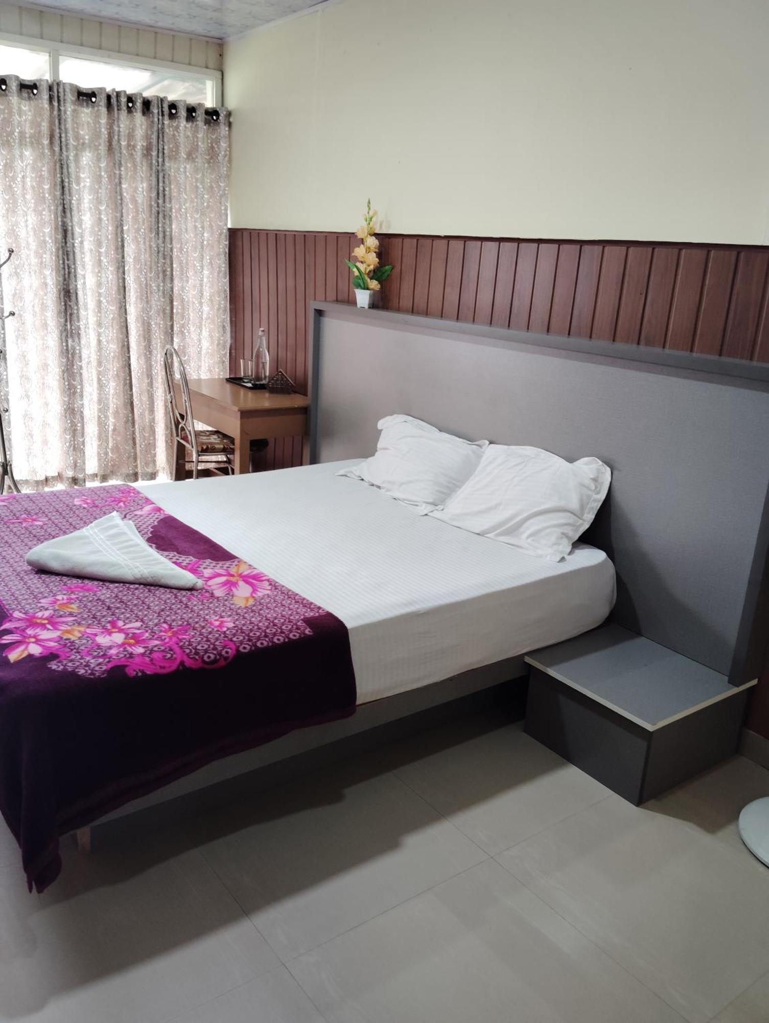 Riya Home Stay Munnar Anaviratty Екстер'єр фото